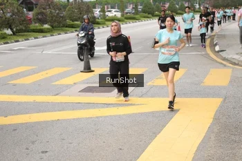 Runner Photo 4254306
