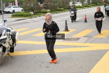 Runner Photo 4254307