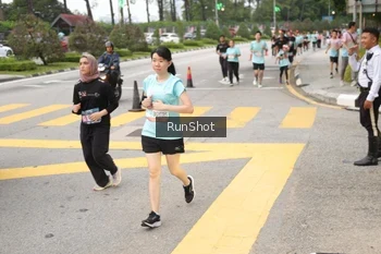 Runner Photo 4254313