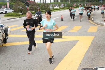 Runner Photo 4254319