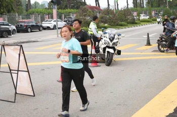 Runner Photo 4254349