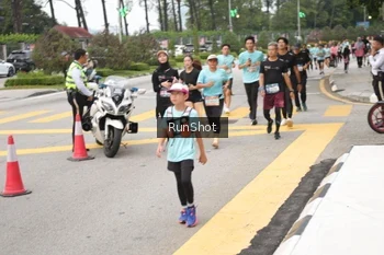 Runner Photo 4254357