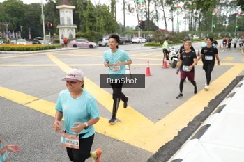 Runner Photo 4254392