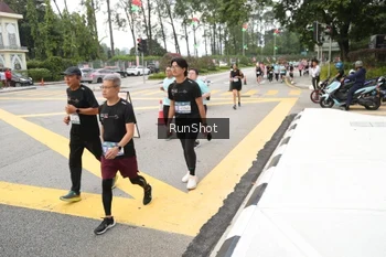 Runner Photo 4254414