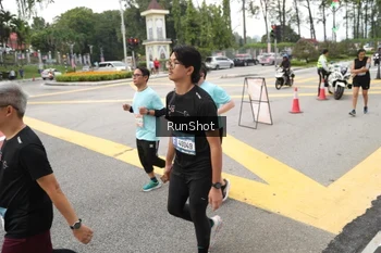 Runner Photo 4254433