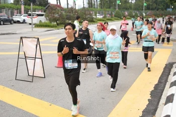 Runner Photo 4254437
