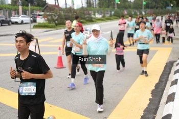Runner Photo 4254444