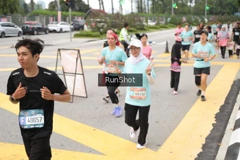 Runner Photo 4254453
