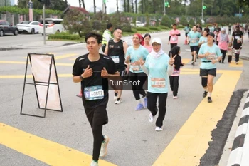 Runner Photo 4254454