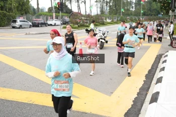 Runner Photo 4254456