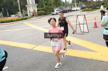 Runner Photo 4254467
