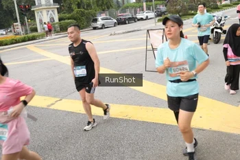 Runner Photo 4254469