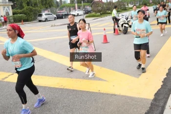 Runner Photo 4254472