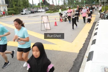Runner Photo 4254488
