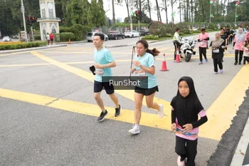 Runner Photo 4254490