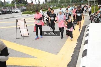 Runner Photo 4254496