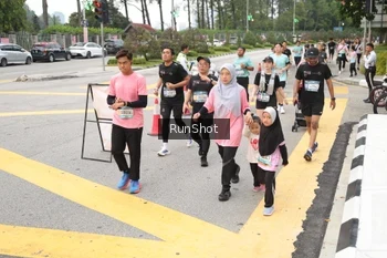 Runner Photo 4254501