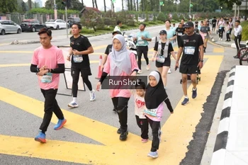 Runner Photo 4254507