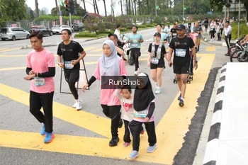 Runner Photo 4254509