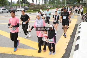 Runner Photo 4254519