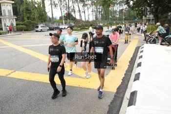 Runner Photo 4254528