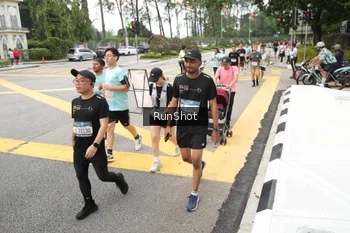 Runner Photo 4254535