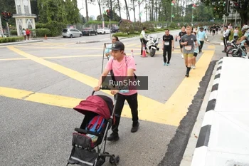 Runner Photo 4254550