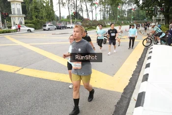 Runner Photo 4254570