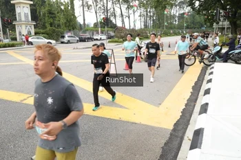 Runner Photo 4254578