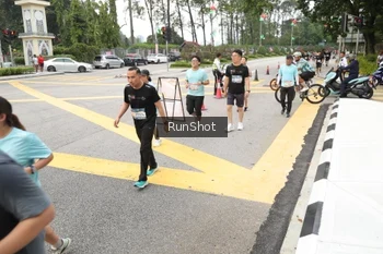 Runner Photo 4254580