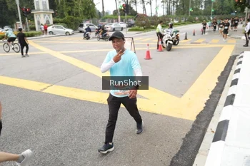 Runner Photo 4254614