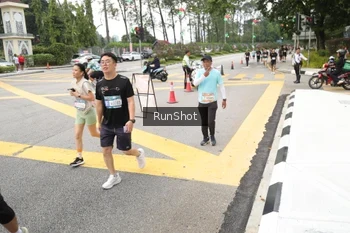 Runner Photo 4254622