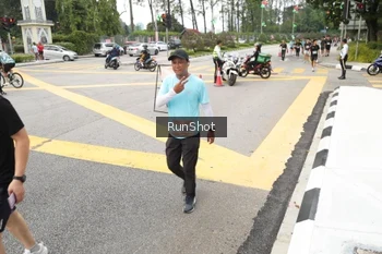 Runner Photo 4254630