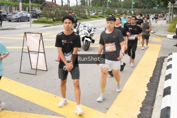 Runner Photo 4254637