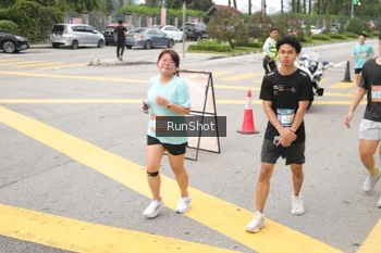 Runner Photo 4254647