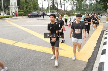 Runner Photo 4254654