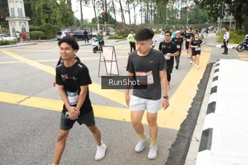 Runner Photo 4254664