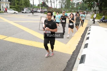 Runner Photo 4254667