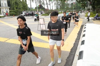 Runner Photo 4254668