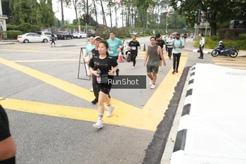 Runner Photo 4254674