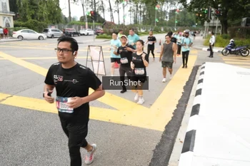Runner Photo 4254679