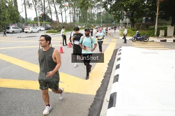 Runner Photo 4254688