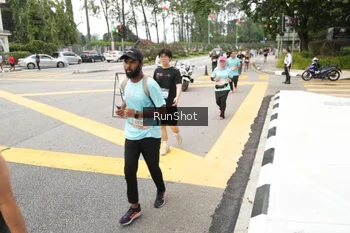 Runner Photo 4254693