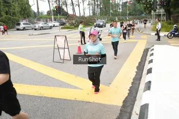 Runner Photo 4254702