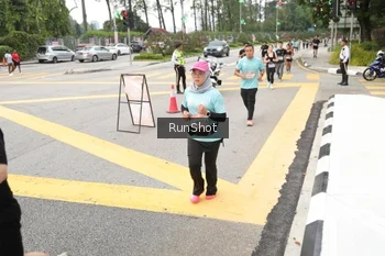 Runner Photo 4254705