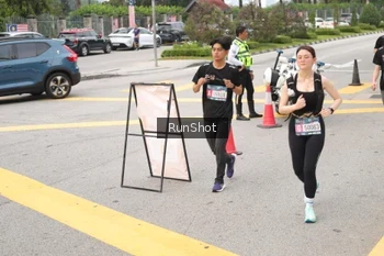 Runner Photo 4254727