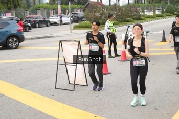 Runner Photo 4254736