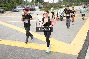 Runner Photo 4254740