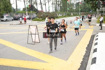 Runner Photo 4254746