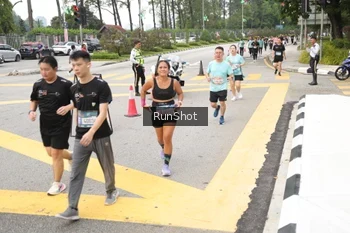 Runner Photo 4254752